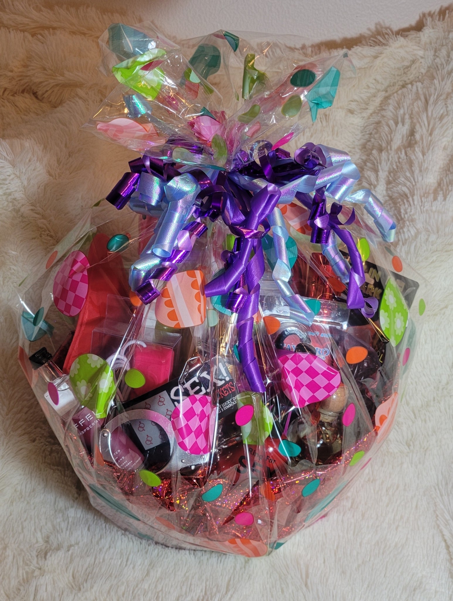 **GIFT BASKETS FOR WOMEN