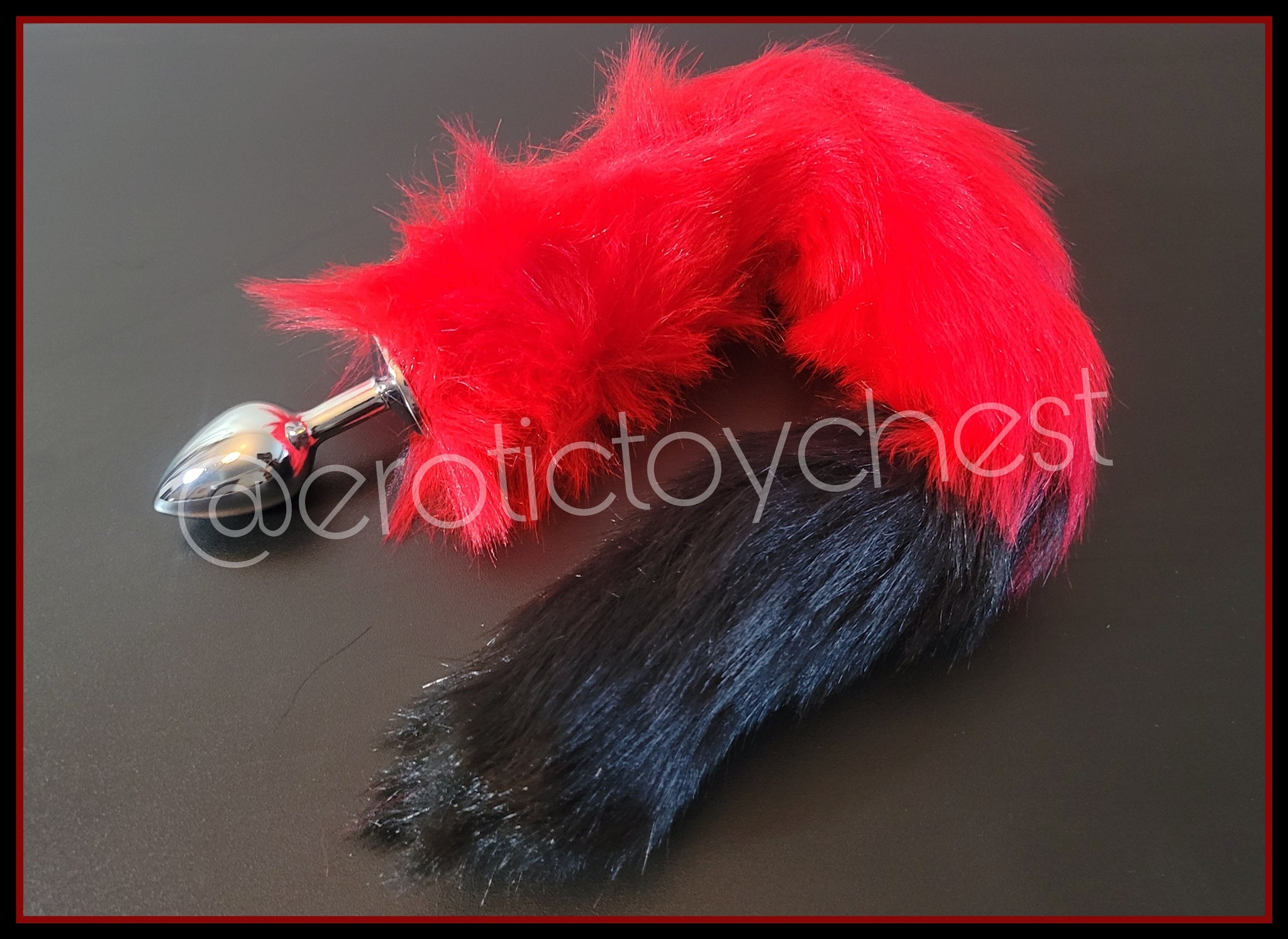 The Rear-End Plug (Fetish Fox Tail)